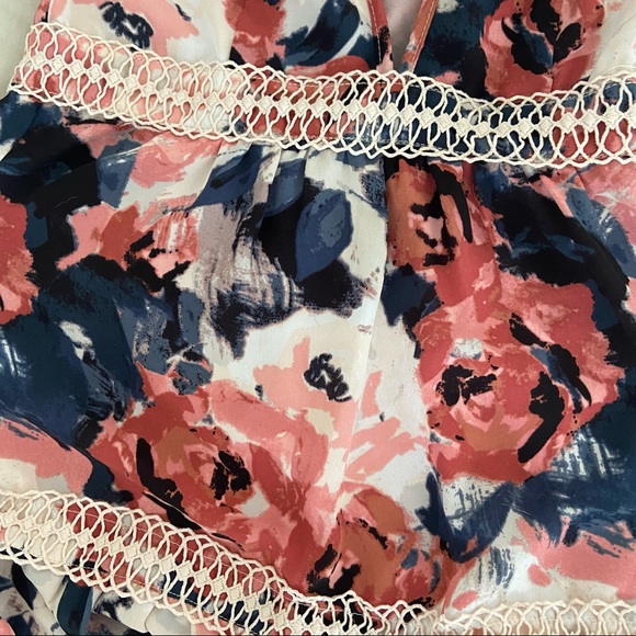 Short Sleeve Mini Dress - Picture 9 of 9